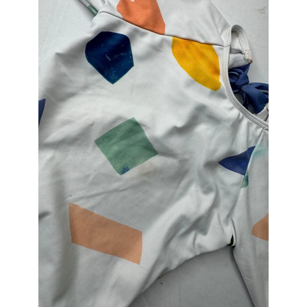 Minnow Swim Girls 2T Long Sleeve Rashguard One Piece Swimsuit Geometric Ruffle
